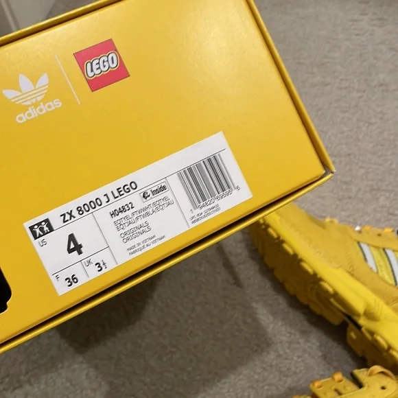 ADIDAS ZX 8000 X LEGO® yellow SHOES big kids size 4 brand new with box - Picture 7 of 7